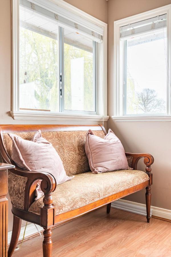 Fraser River Bed & Breakfast 3*